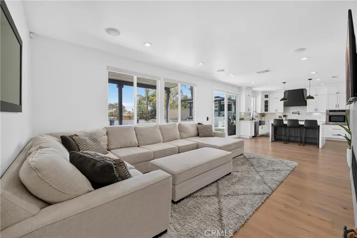 1625 Paseo Vista, Corona, California 92881