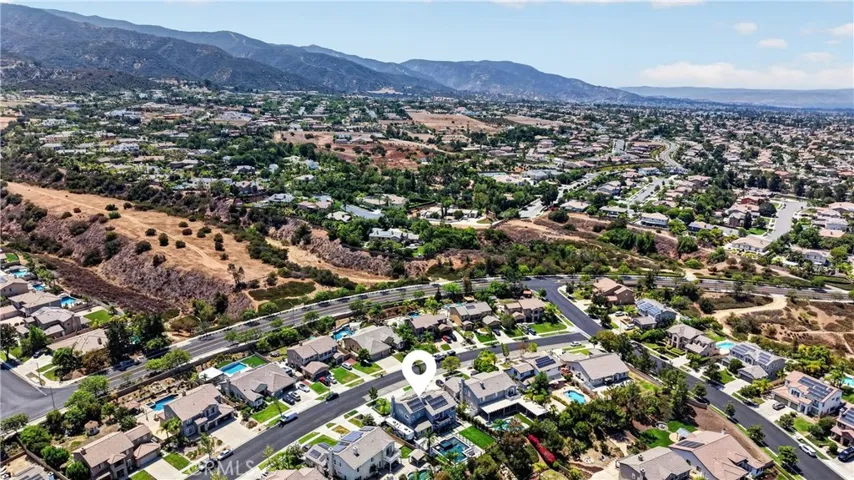1625 Paseo Vista, Corona, California 92881
