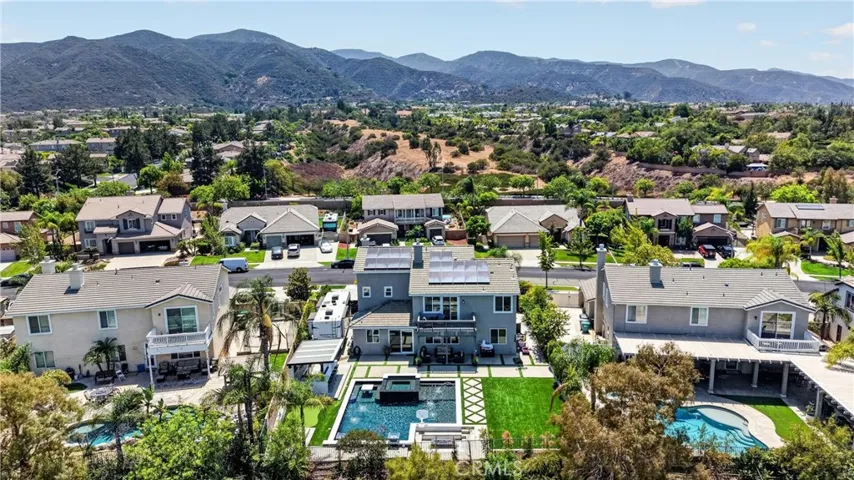 1625 Paseo Vista, Corona, California 92881