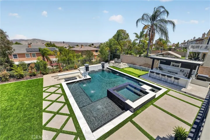 1625 Paseo Vista, Corona, California 92881