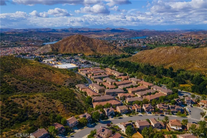 30505 Canyon Hills, Lake Elsinore, California 92532
