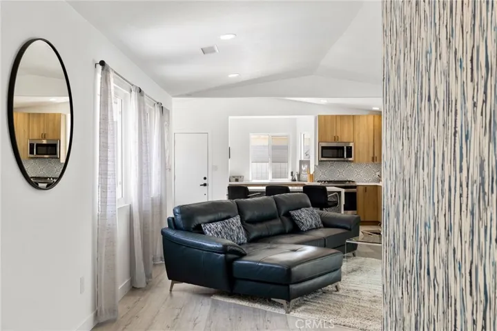 3030 E Vincentia, Palm Springs, California 92262