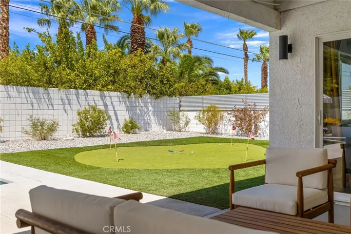 3030 E Vincentia, Palm Springs, California 92262