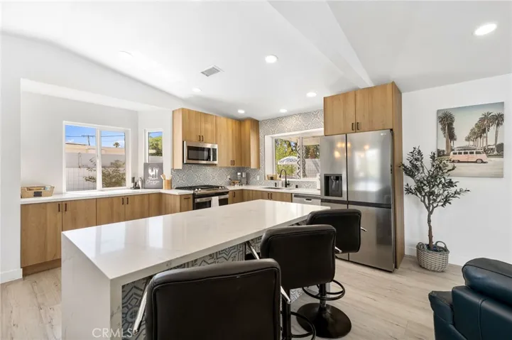 3030 E Vincentia, Palm Springs, California 92262