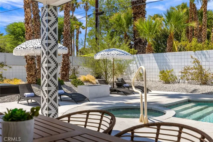 3030 E Vincentia, Palm Springs, California 92262