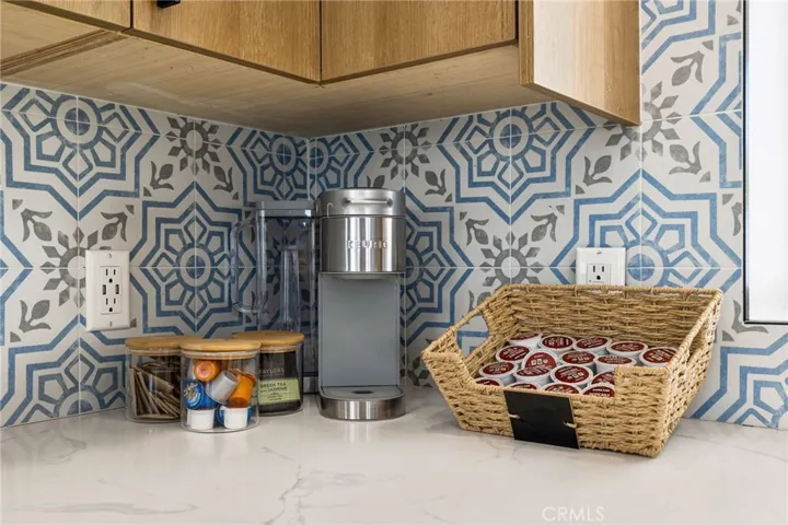 3030 E Vincentia, Palm Springs, California 92262