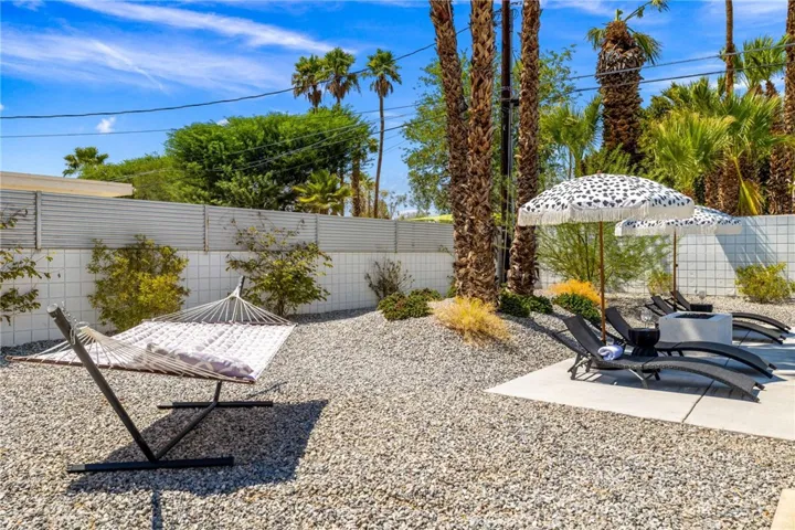 3030 E Vincentia, Palm Springs, California 92262