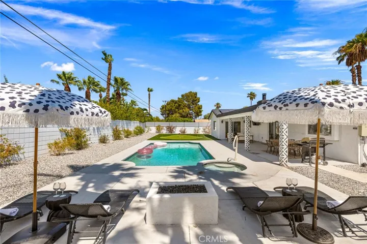 3030 E Vincentia, Palm Springs, California 92262