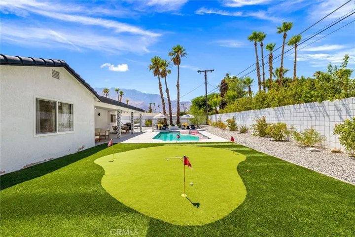 3030 E Vincentia, Palm Springs, California 92262