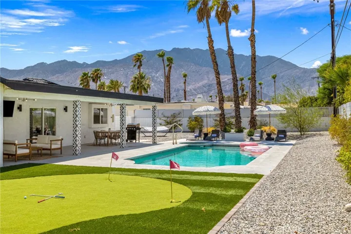3030 E Vincentia, Palm Springs, California 92262