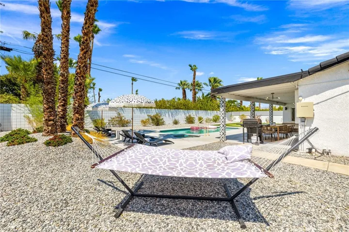 3030 E Vincentia, Palm Springs, California 92262