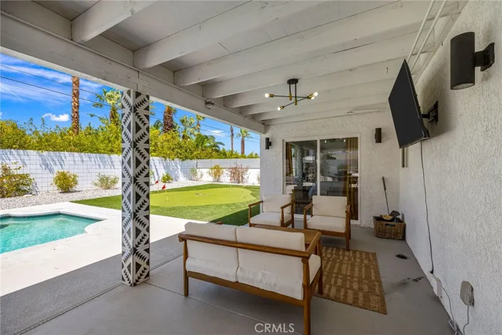 3030 E Vincentia, Palm Springs, California 92262