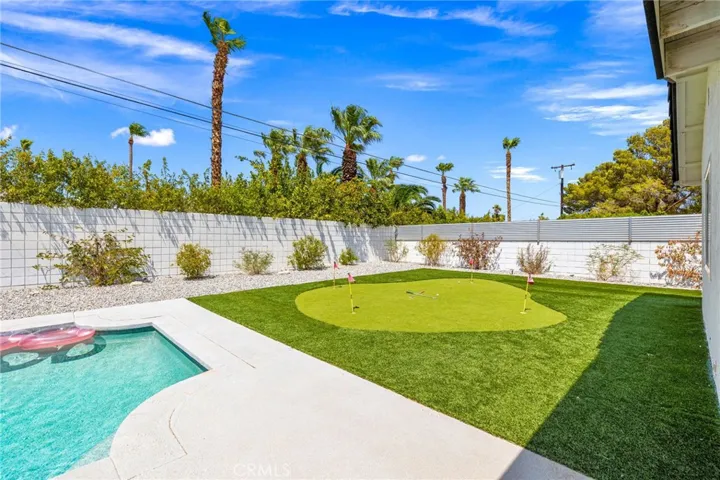 3030 E Vincentia, Palm Springs, California 92262