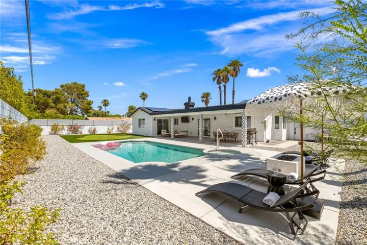 3030 E Vincentia, Palm Springs, California 92262