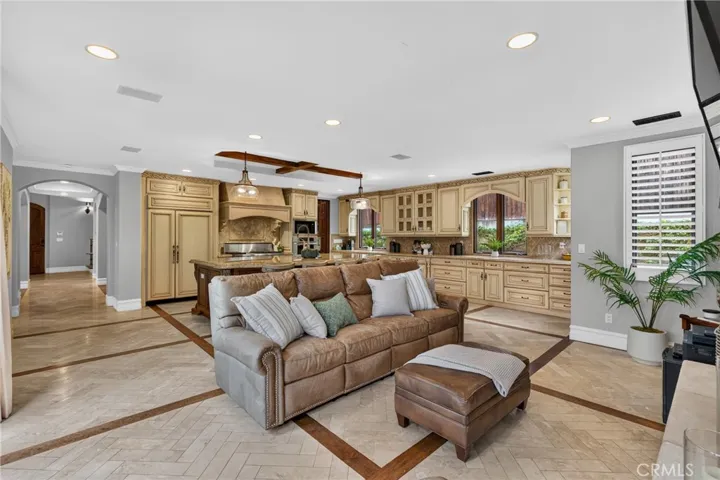 2240 Via Anacapa, Palos Verdes Estates, California 90274