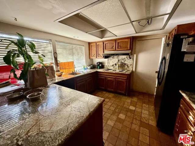 20741 Spindrift Lane, Huntington Beach, California 92646