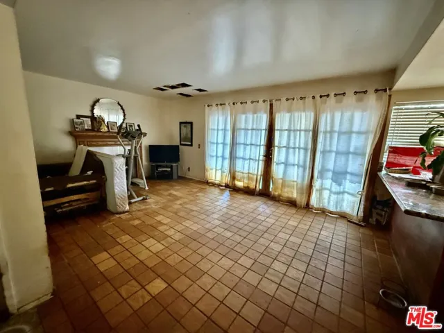 20741 Spindrift Lane, Huntington Beach, California 92646