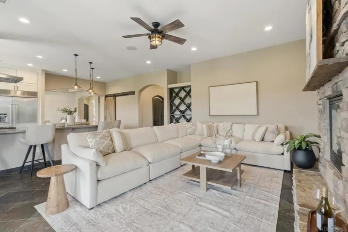 1101 Sierra Linda, Escondido, California 92025