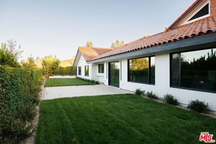 1396 Kingsboro Court, Westlake Village, California 91362