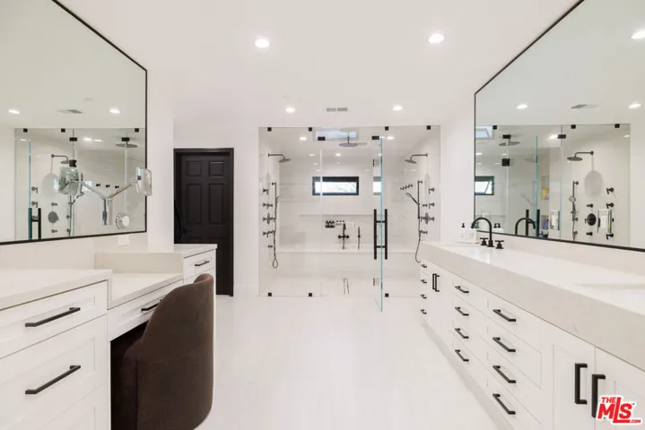 1396 Kingsboro Court, Westlake Village, California 91362