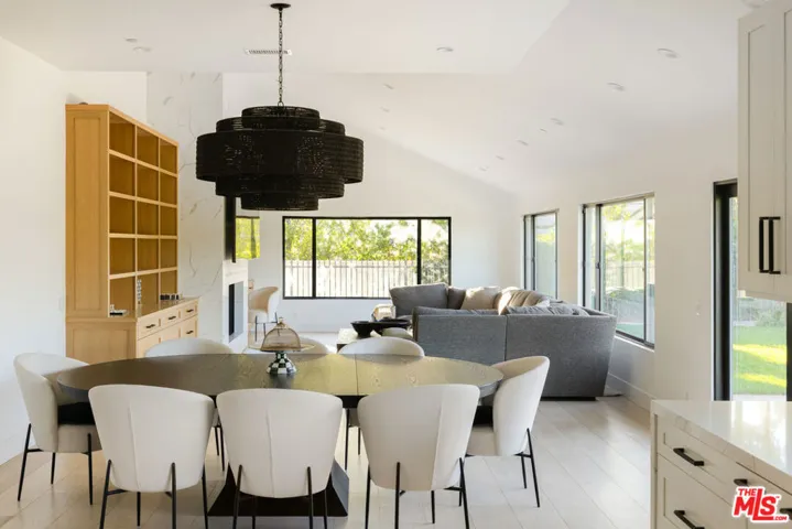 1396 Kingsboro Court, Westlake Village, California 91362