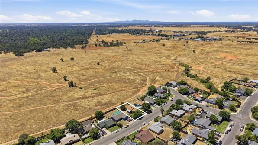2336 Via Laton, Oroville, California 95966