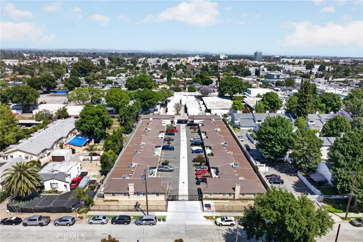 8414 Burnet Avenue, North Hills, California 91343