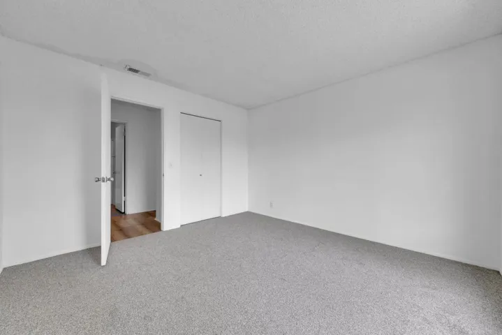 230 Diamond Way, Vista, California 92083
