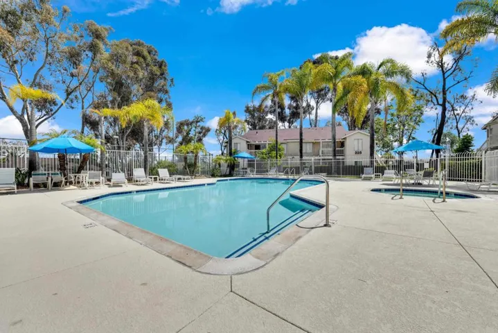 230 Diamond Way, Vista, California 92083