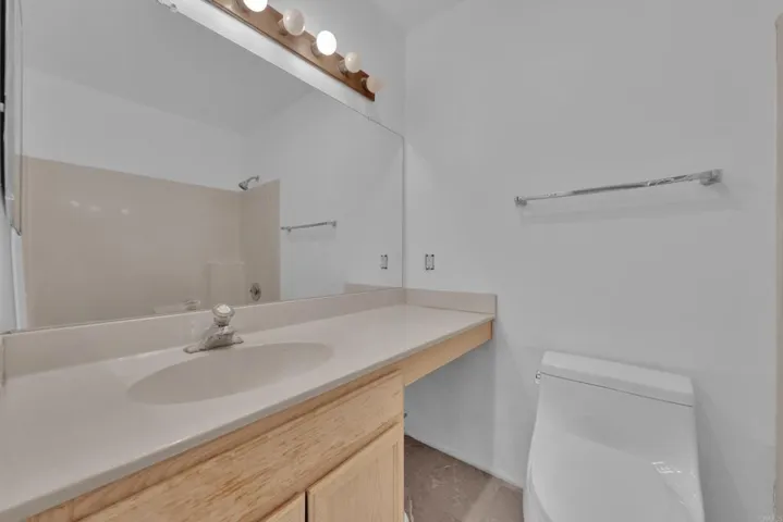 230 Diamond Way, Vista, California 92083