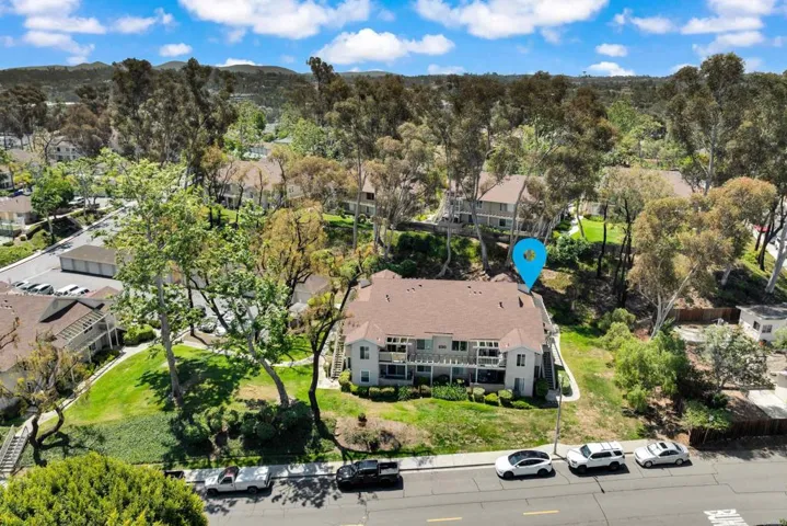 230 Diamond Way, Vista, California 92083