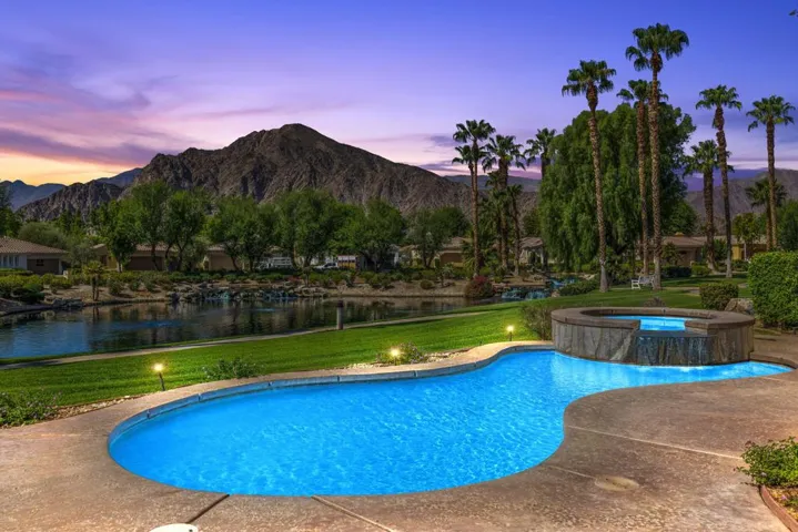 Twilight Pool & Spa