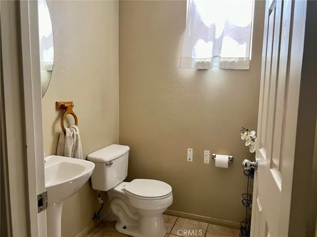 142 Jessica Lane, Corona, California 92882