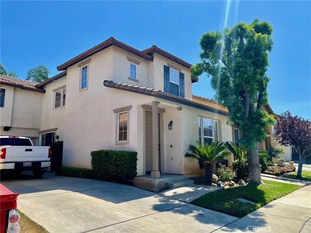 142 Jessica Lane, Corona, California 92882