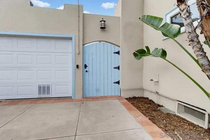 1105 E. 6th Street, National City, California 91950