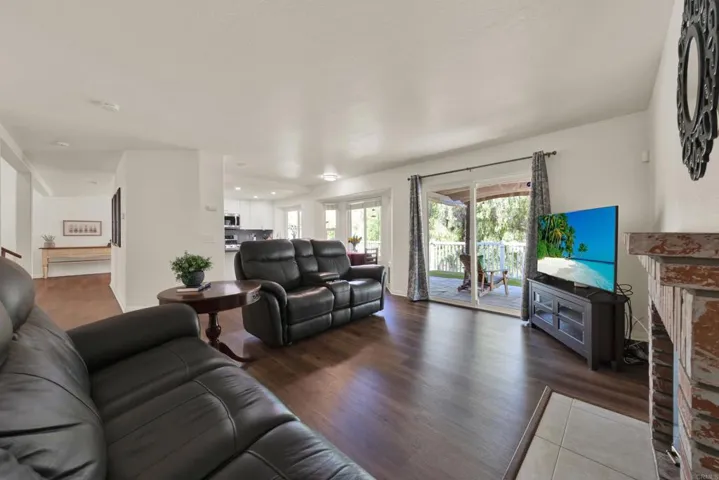 1041 Fairhill Terrace, Spring Valley, California 91977