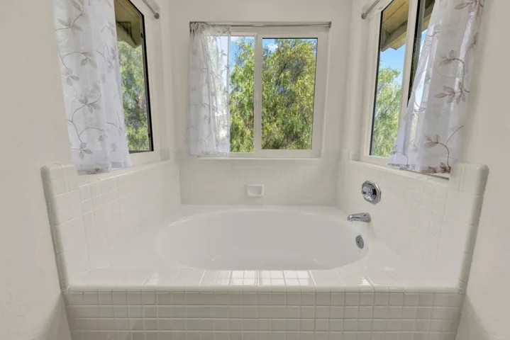 1041 Fairhill Terrace, Spring Valley, California 91977