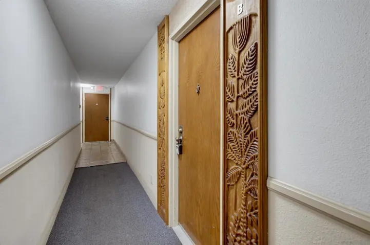 8332 Regents Rd B, San Diego, California 92122