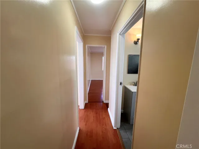 12924 Prairie Avenue C, Hawthorne, California 90250