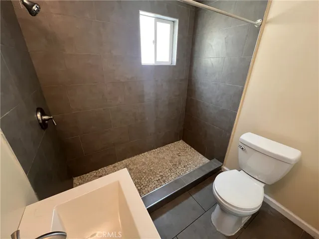 12924 Prairie Avenue C, Hawthorne, California 90250