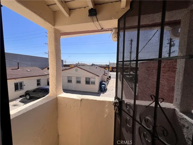 12924 Prairie Avenue C, Hawthorne, California 90250