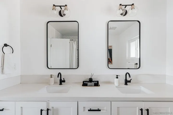 3805 Atascadero Dr, San Diego, California 92107