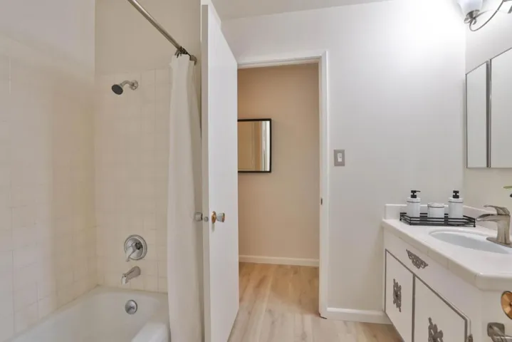 5963 Vera Cruz Drive, San Jose, California 95120