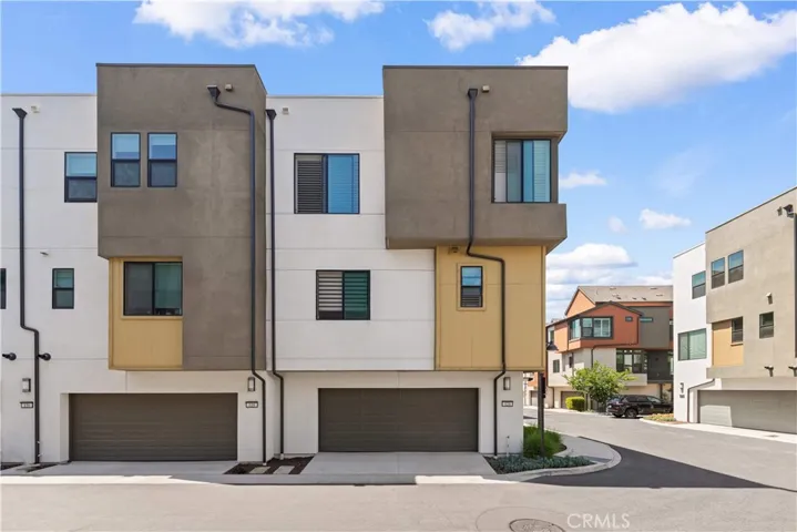 120 Sawbuck, Irvine, California 92618