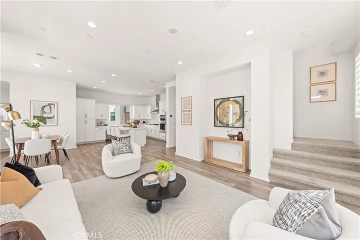 120 Sawbuck, Irvine, California 92618
