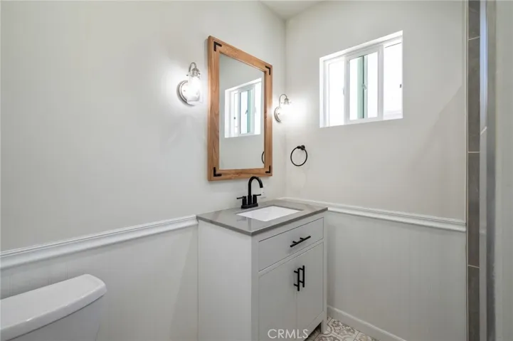 10972 Mckinley 1/2, Los Angeles, California 90059