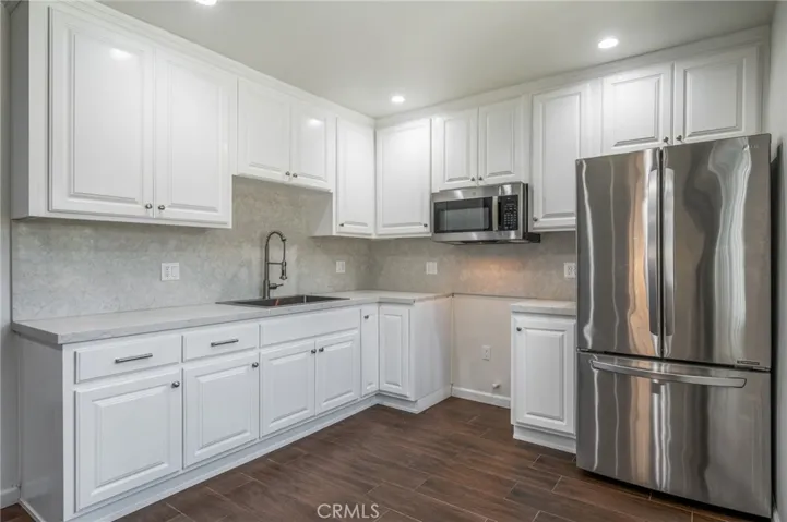 10972 Mckinley 1/2, Los Angeles, California 90059