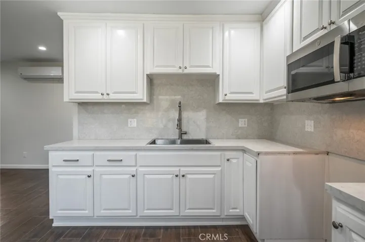 10972 Mckinley 1/2, Los Angeles, California 90059