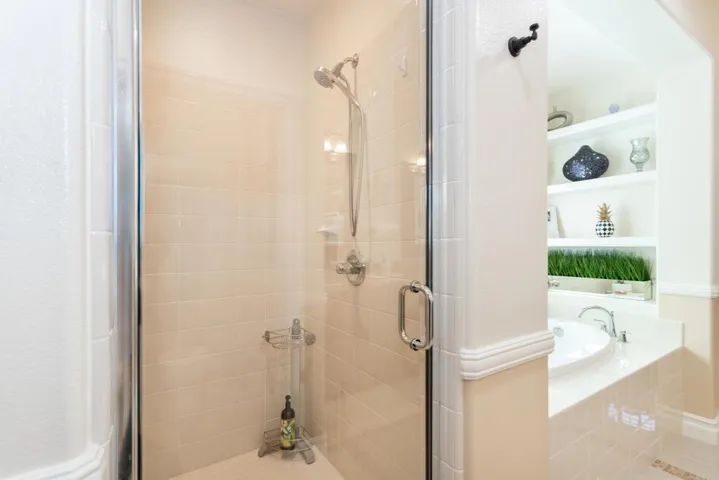3542 Glen Avenue, Carlsbad, California 92010