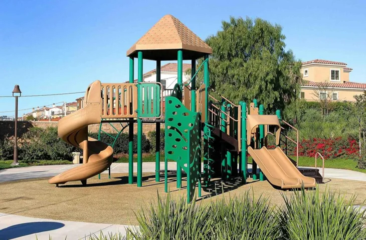 3542 Glen Avenue, Carlsbad, California 92010